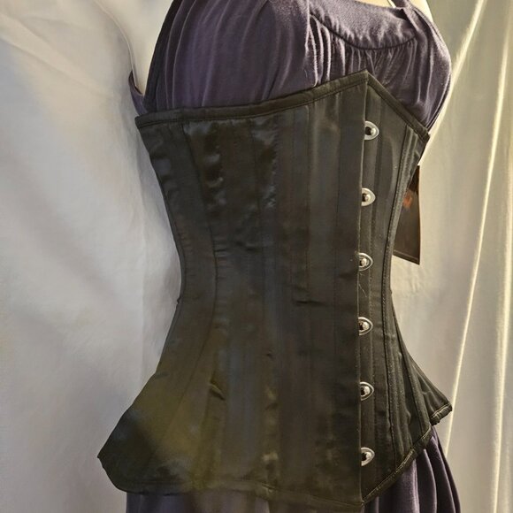 *SALE* XS NWT 20" tight lacing steel boned Corset - Picture 4 of 16